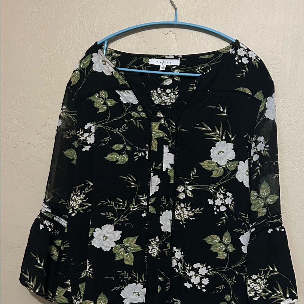 Black Floral Top Ruffle Sleeve Size L
